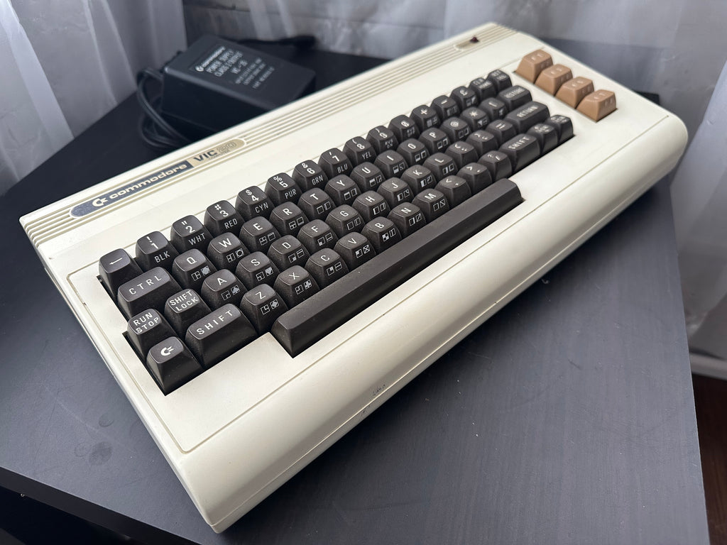 Commodore VIC-20 Starter Kit