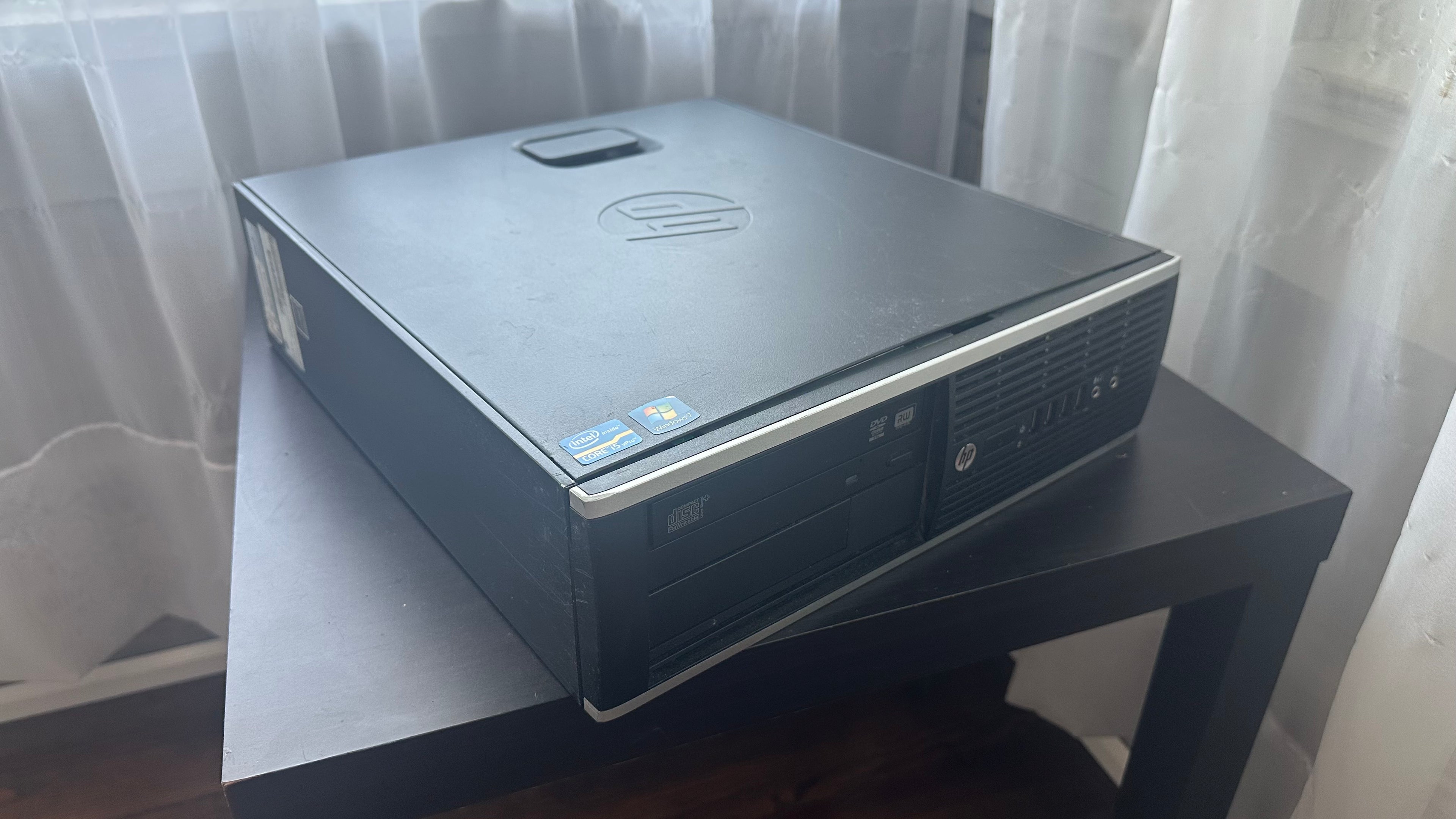 HP Compaq 8200 Elite SFF