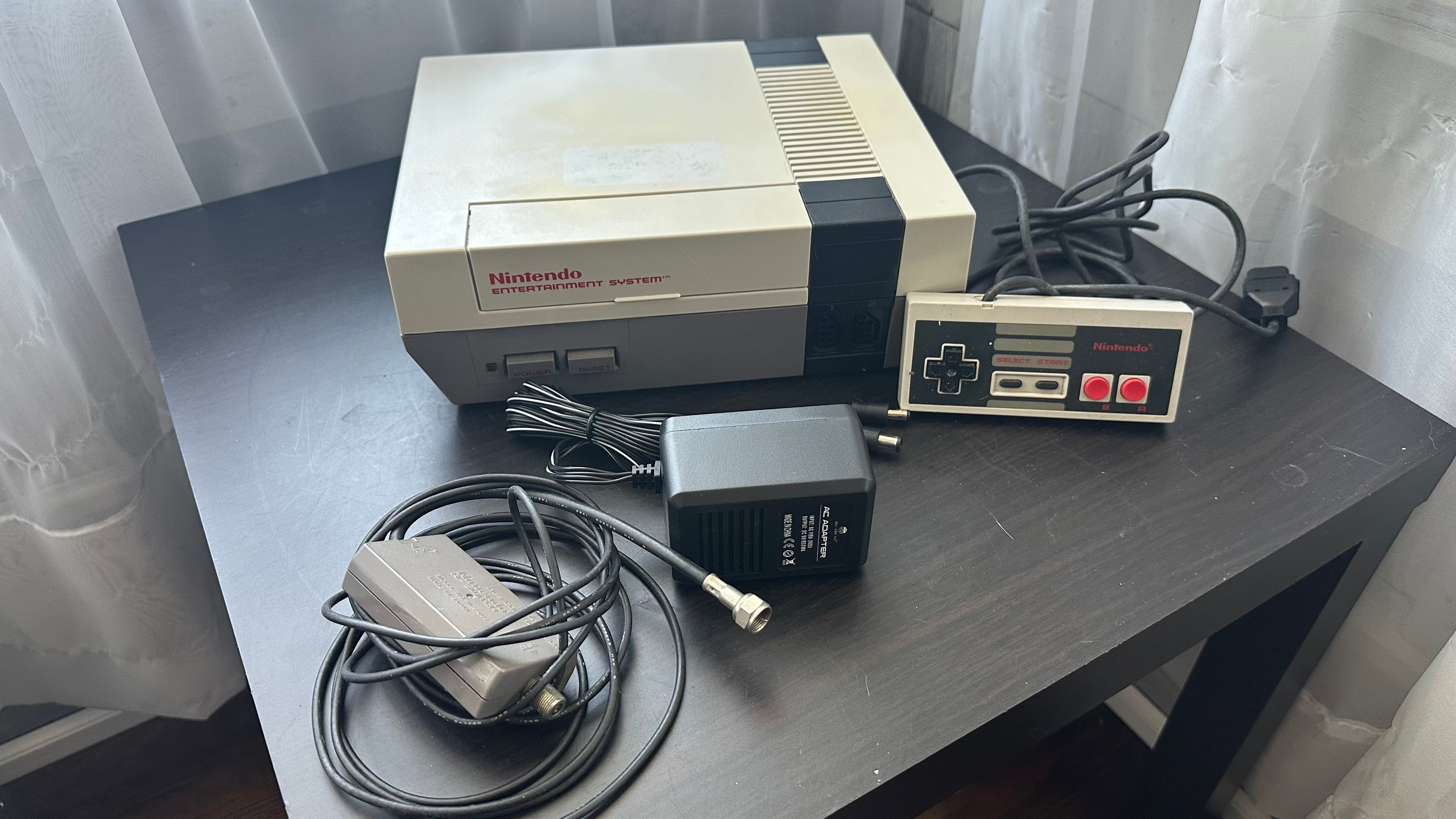 Nintendo Entertainment System (NES)