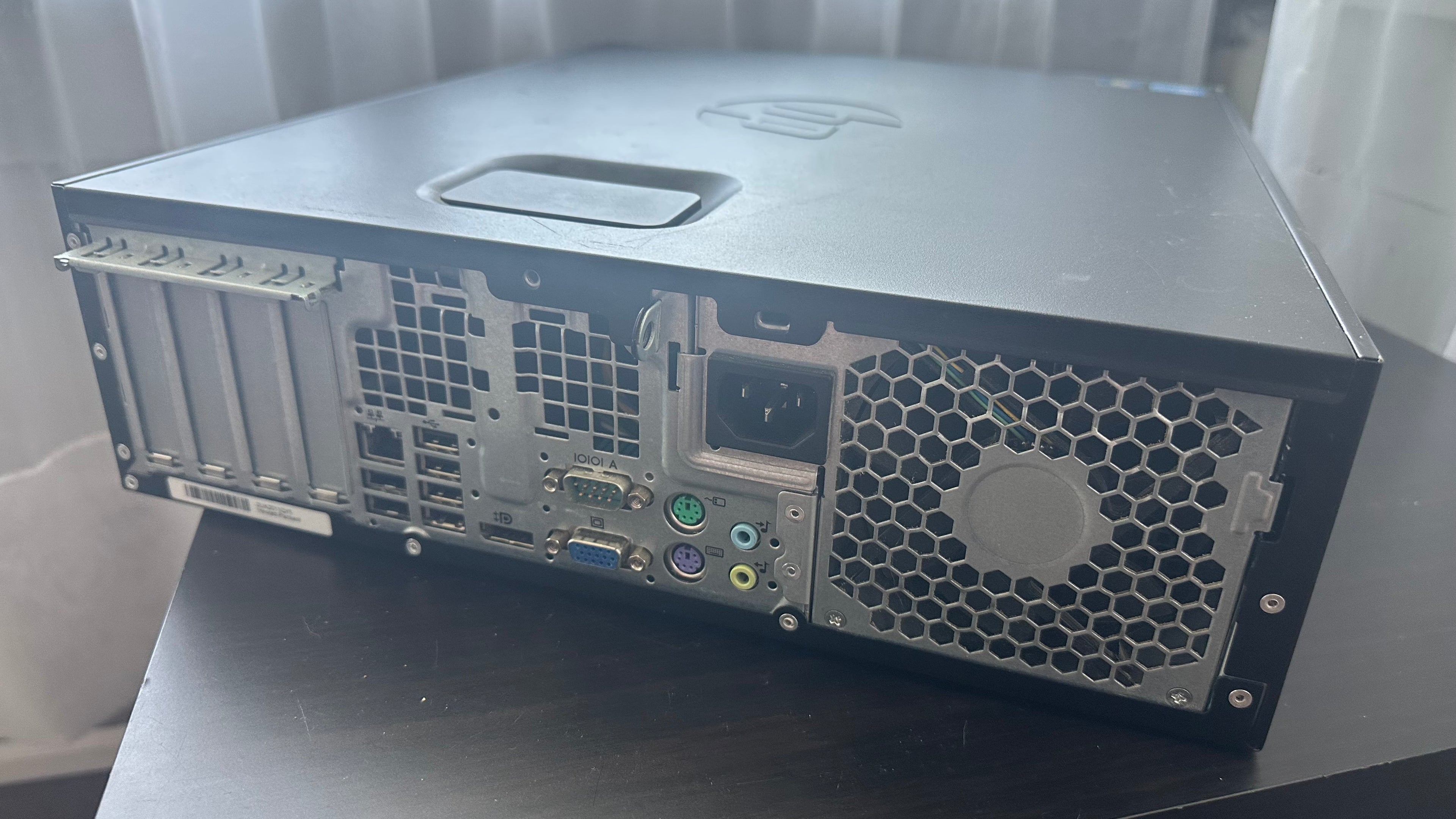 HP Compaq 8200 Elite SFF