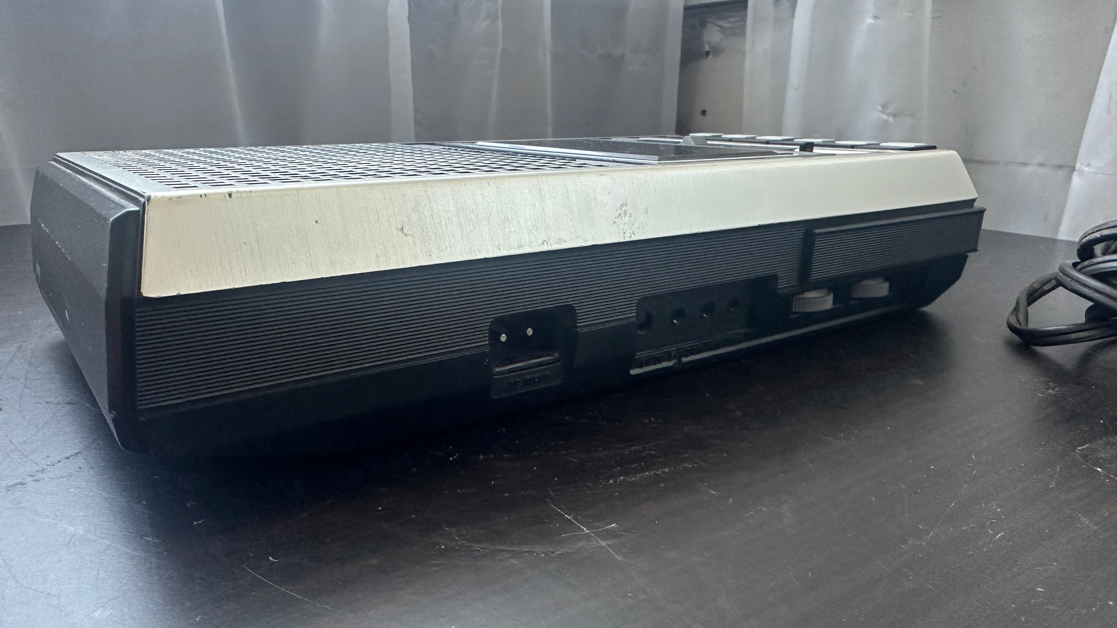 General Electric GE 3-5152a Silhouette 4 Cassette Recorder