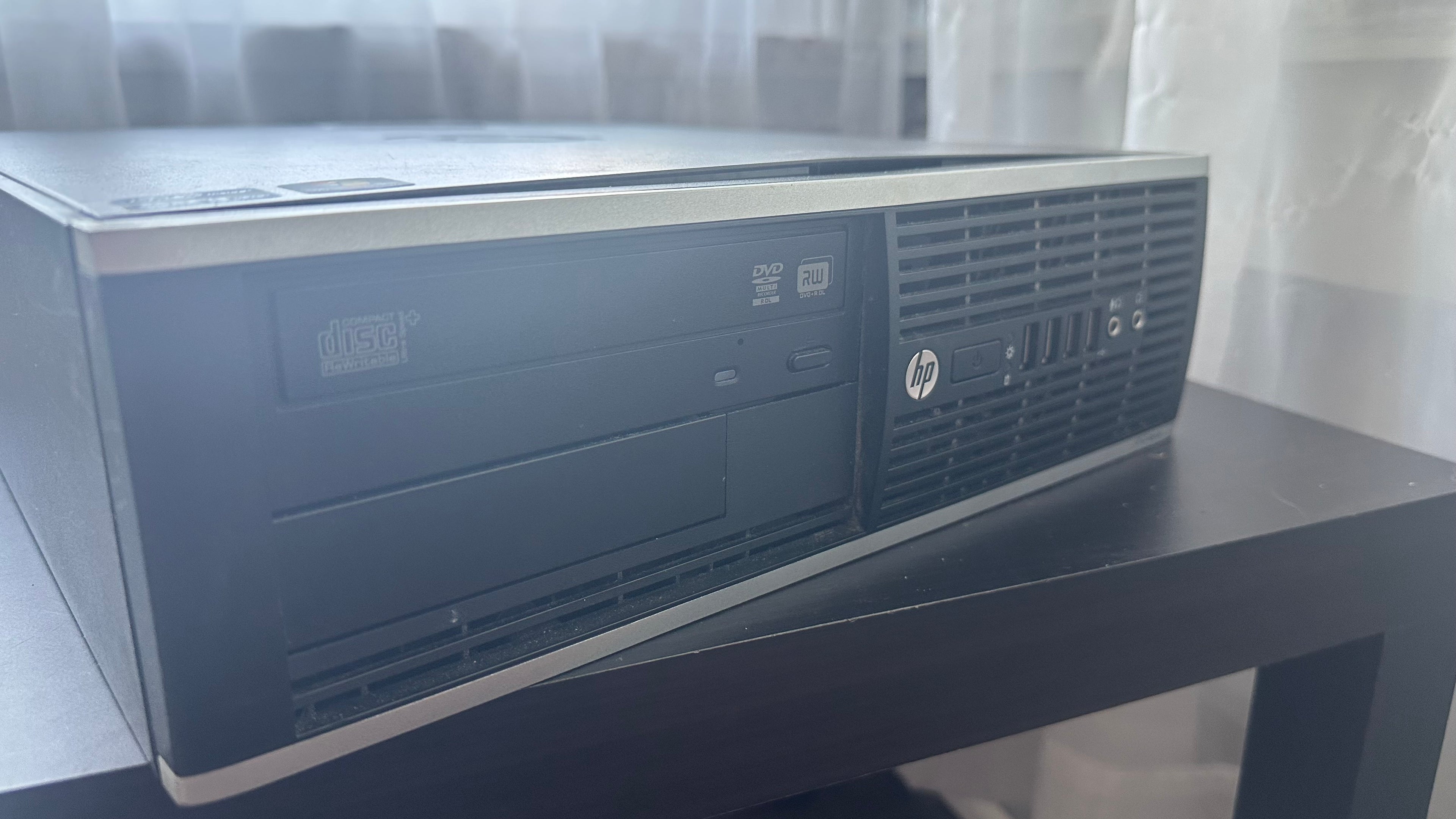HP Compaq 8200 Elite SFF