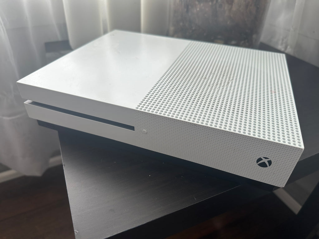 XBox One S 500GB (refurbished)