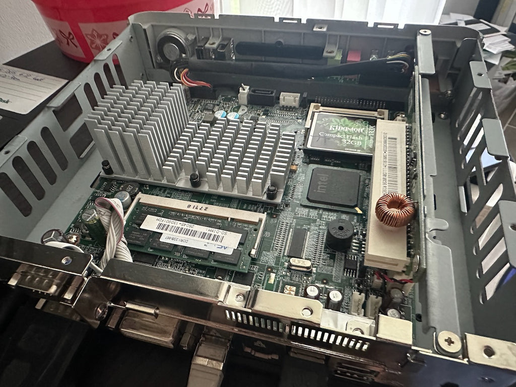 MS-DOS Gaming Console Clientron E830