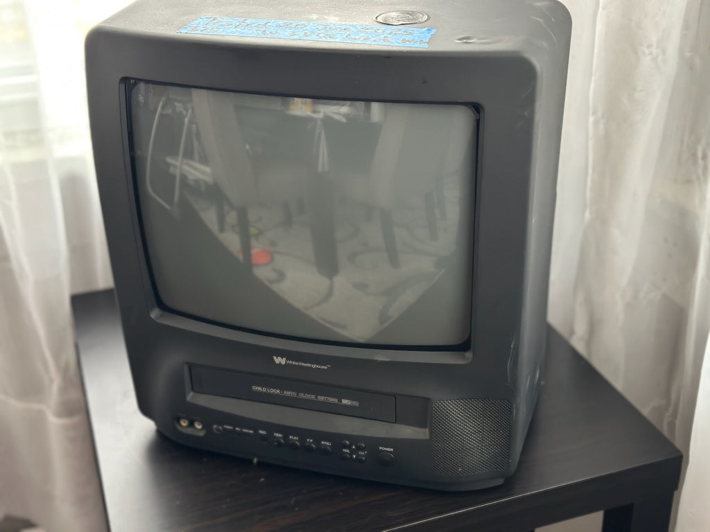 TV/VCR Combo Unit