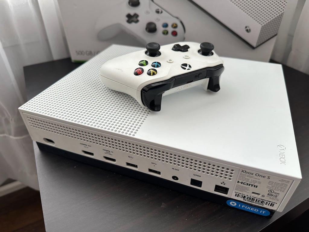 XBox One S 500GB with Game (complete in box, refurbished)