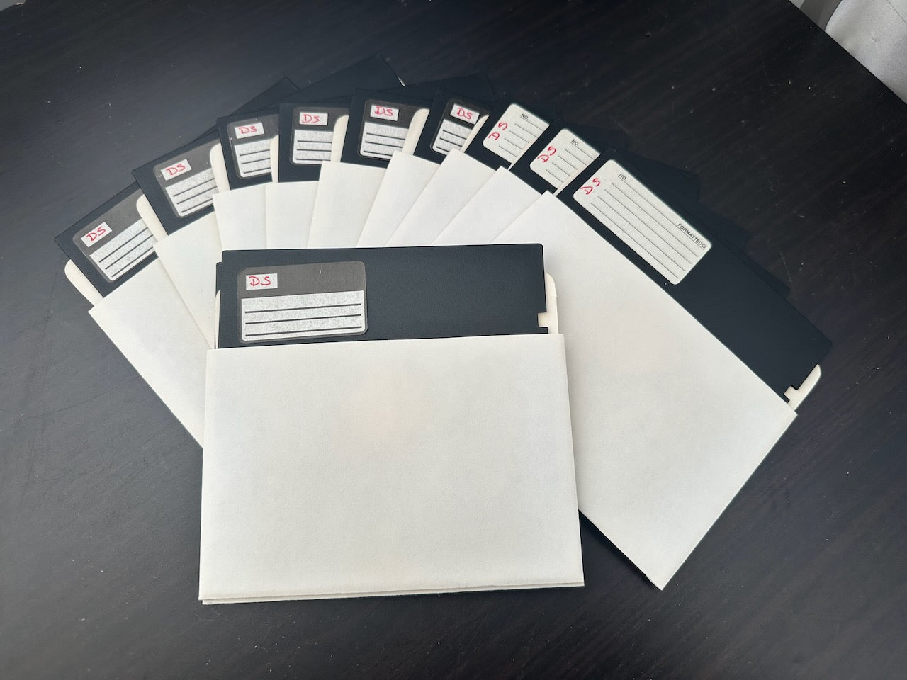 5.25" Floppy Disks (DS/DD, 10 count, UNUSED)