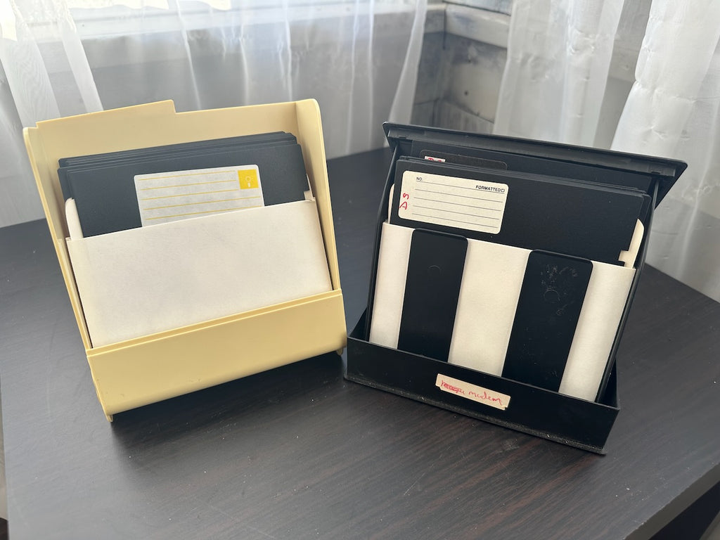 5.25" Floppy Disks (DS/DD, 10 count, UNUSED)