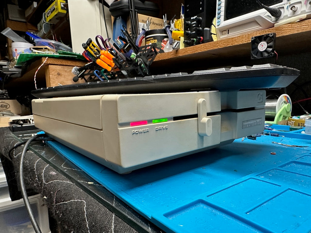 Commodore 1571 disk drive