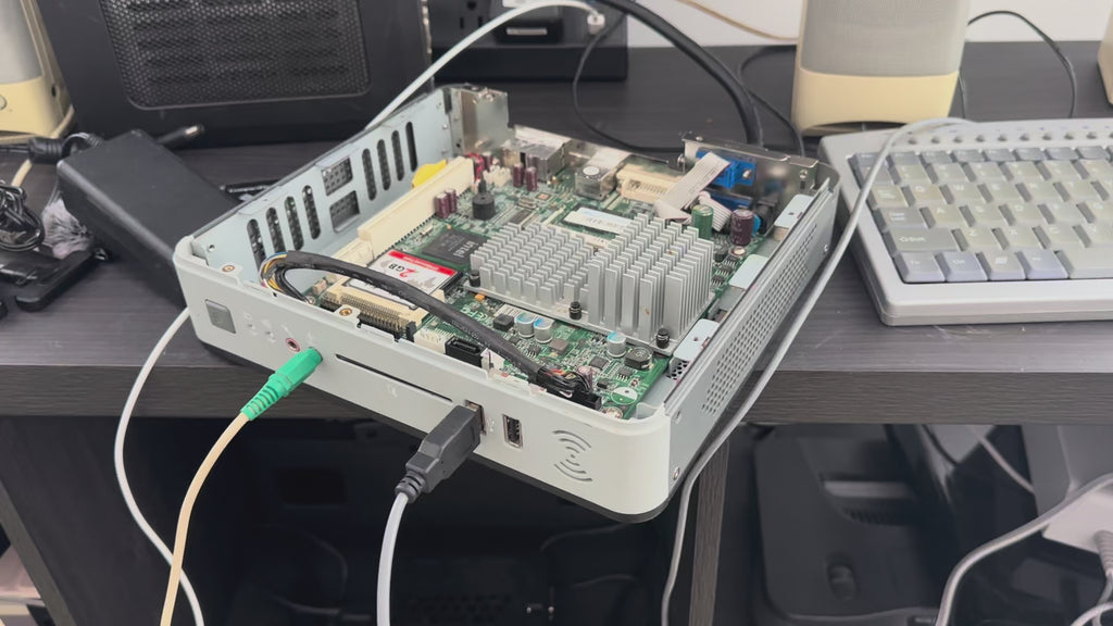 MS-DOS Gaming Console Clientron E830