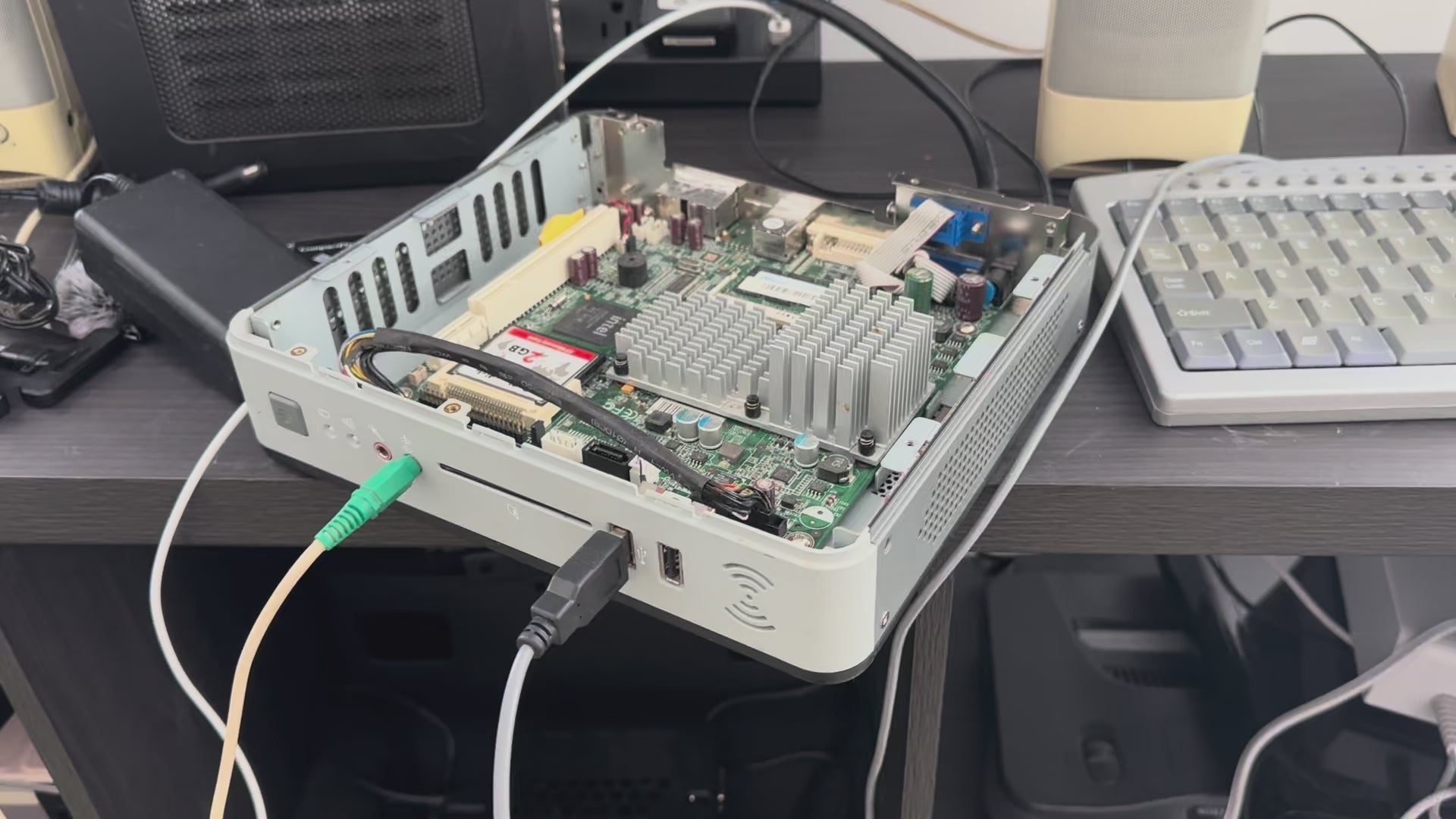 MS-DOS Gaming Console Clientron E830